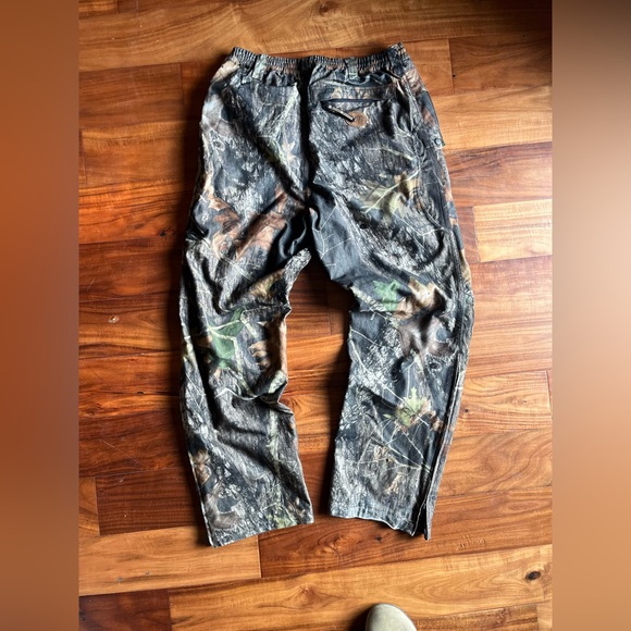 Realtree Camo Snowpants - Picture 2 of 3